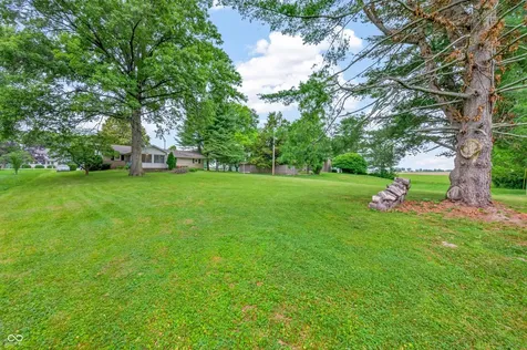 2513 N Centerline Road Franklin IN 46131