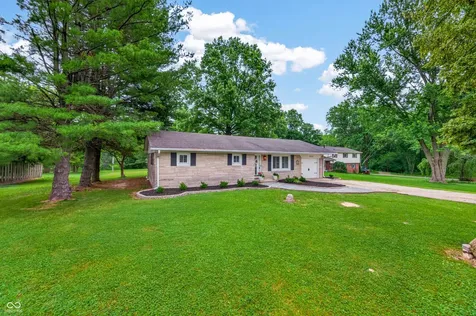 2513 N Centerline Road Franklin IN 46131