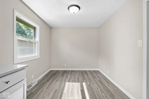 121 Buisdale Drive Indianapolis IN 46214