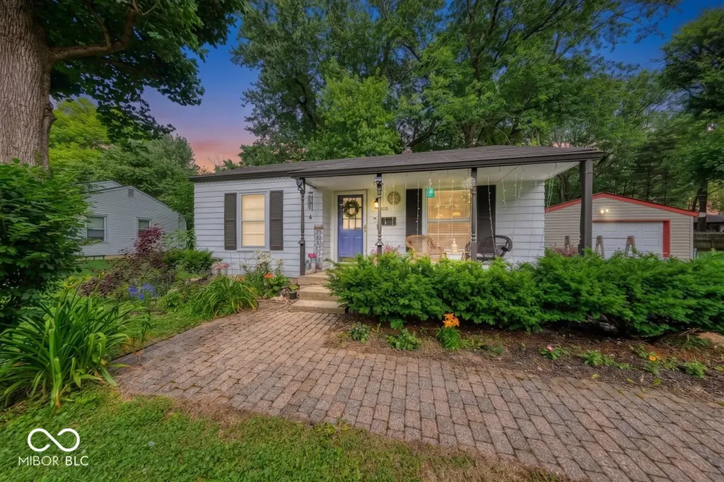 7031 Caroline Avenue Indianapolis IN 46220