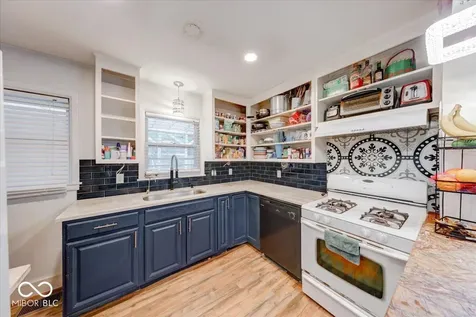 7031 Caroline Avenue Indianapolis IN 46220
