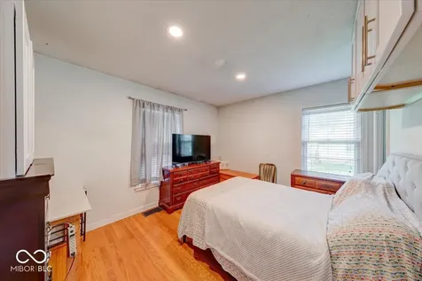7031 Caroline Avenue Indianapolis IN 46220