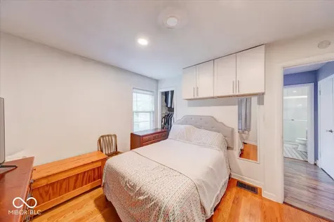 7031 Caroline Avenue Indianapolis IN 46220