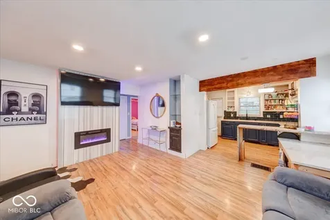 7031 Caroline Avenue Indianapolis IN 46220