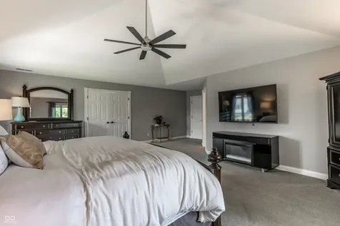 1138 Helford Lane Carmel IN 46032
