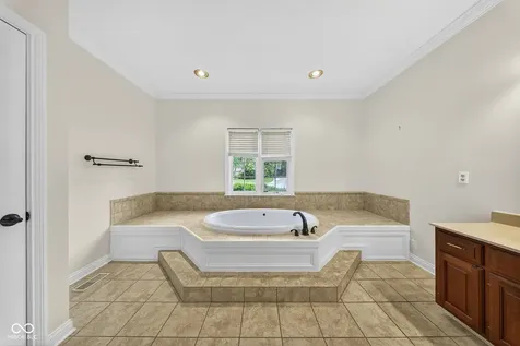 5553 N Salem Drive N Carmel IN 46033