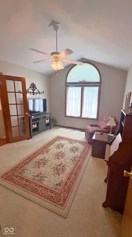 5152 Montpelier Court Columbus IN 47203