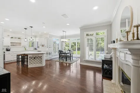 9133 Bluestone Circle Indianapolis IN 46236