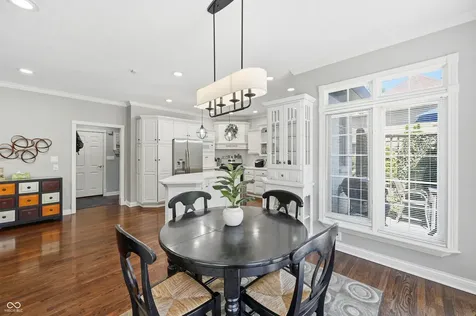 9133 Bluestone Circle Indianapolis IN 46236