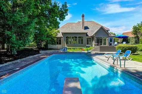 9133 Bluestone Circle Indianapolis IN 46236