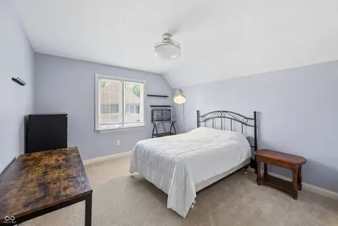 9133 Bluestone Circle Indianapolis IN 46236
