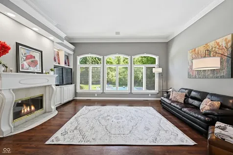 9133 Bluestone Circle Indianapolis IN 46236