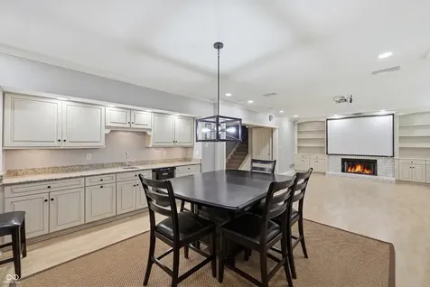 9133 Bluestone Circle Indianapolis IN 46236