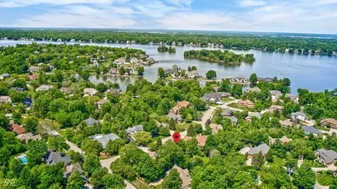9133 Bluestone Circle Indianapolis IN 46236