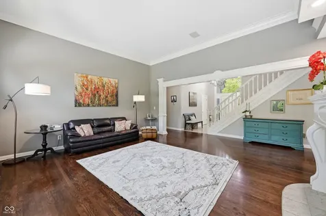 9133 Bluestone Circle Indianapolis IN 46236