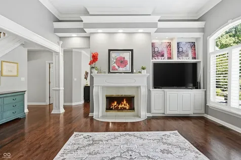 9133 Bluestone Circle Indianapolis IN 46236