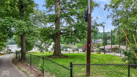 1782 White Oak Lane Martinsville IN 46151