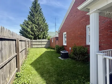 1444 Walnut Street New Castle IN 47362