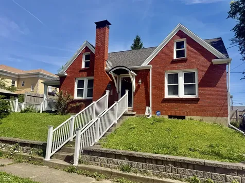 1444 Walnut Street New Castle IN 47362