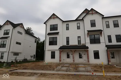 4461 Yellowwood Avenue Brownsburg IN 46112