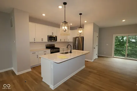 4461 Yellowwood Avenue Brownsburg IN 46112