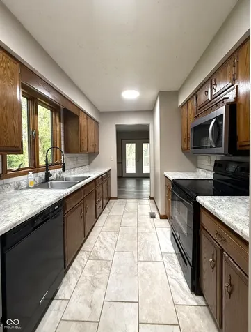 649 Elm Drive Plainfield IN 46168