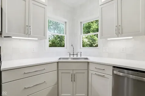 12410 Hyacinth Drive Fishers IN 46037