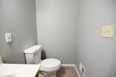 519 Woodland East Drive Greenfield IN 46140