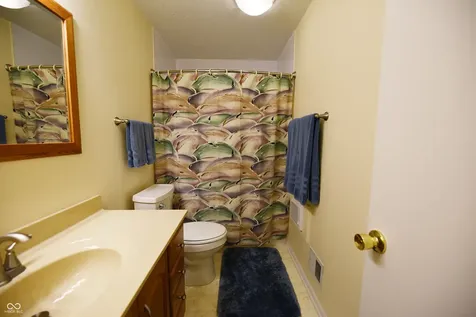 519 Woodland East Drive Greenfield IN 46140