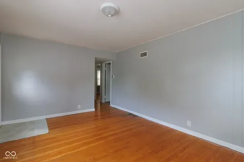 4430 N Longworth Avenue Indianapolis IN 46226