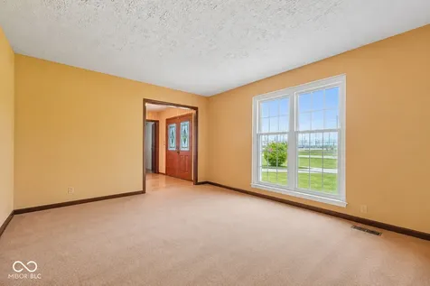 7487 W 500 N Mccordsville IN 46055
