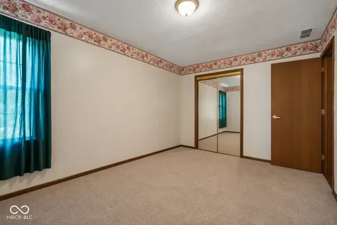 7487 W 500 N Mccordsville IN 46055