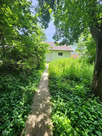 2621 Southeastern Avenue Indianapolis IN 46201
