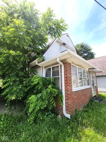 2621 Southeastern Avenue Indianapolis IN 46201
