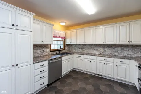 1221 S Poplar Street Seymour IN 47274