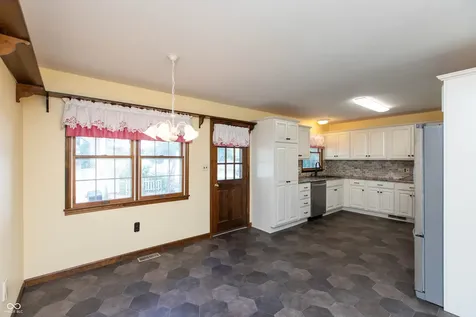 1221 S Poplar Street Seymour IN 47274