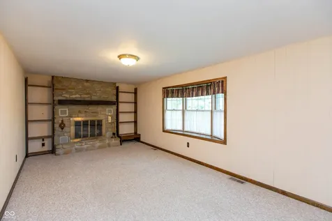 1221 S Poplar Street Seymour IN 47274