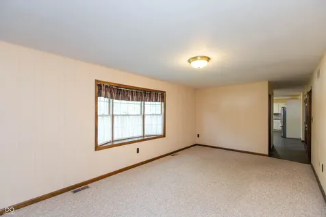 1221 S Poplar Street Seymour IN 47274