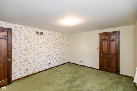 1221 S Poplar Street Seymour IN 47274