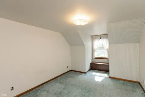 1221 S Poplar Street Seymour IN 47274