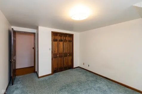 1221 S Poplar Street Seymour IN 47274