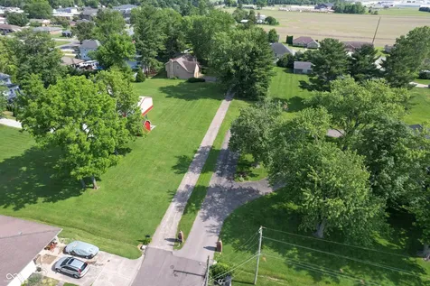 1221 S Poplar Street Seymour IN 47274
