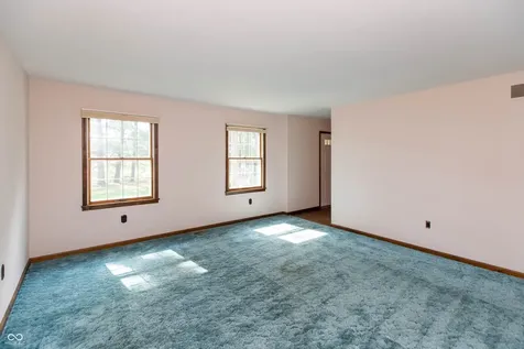 1221 S Poplar Street Seymour IN 47274