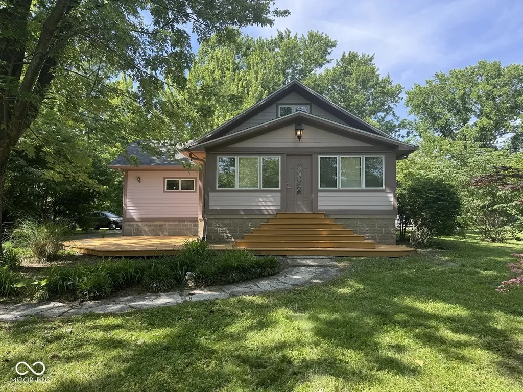 3136 E Edgewood Avenue Indianapolis IN 46227