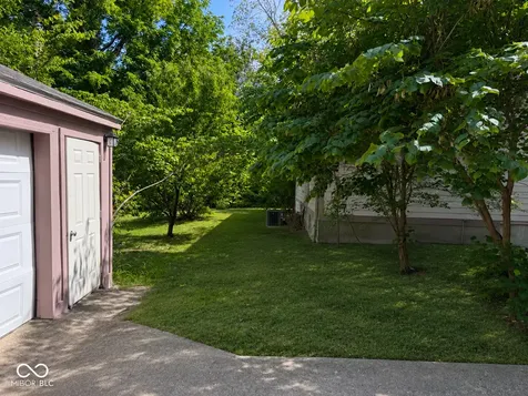 3136 E Edgewood Avenue Indianapolis IN 46227