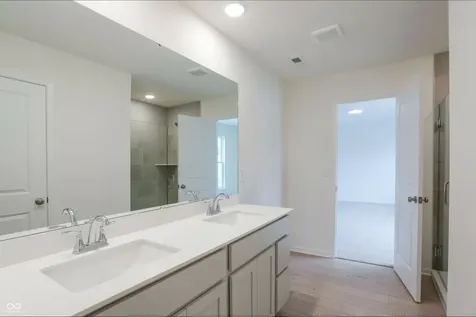 8641 Meadowlands Court Plainfield IN 46168