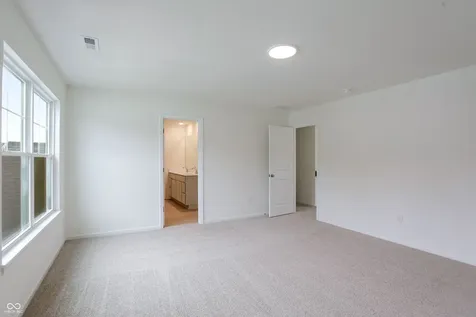 8641 Meadowlands Court Plainfield IN 46168