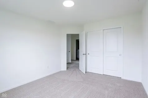 8641 Meadowlands Court Plainfield IN 46168