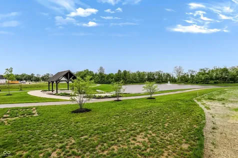 8641 Meadowlands Court Plainfield IN 46168