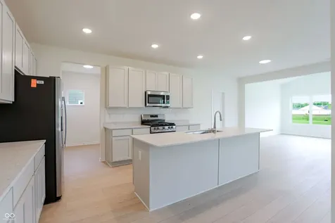 8641 Meadowlands Court Plainfield IN 46168
